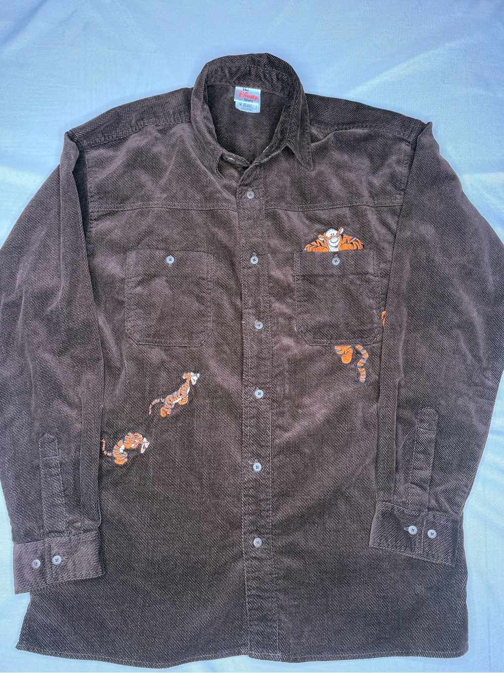 Vintage 90’s Disney “Shaket”Corduroy Button-Down Shirt with Tigger Embroidery M